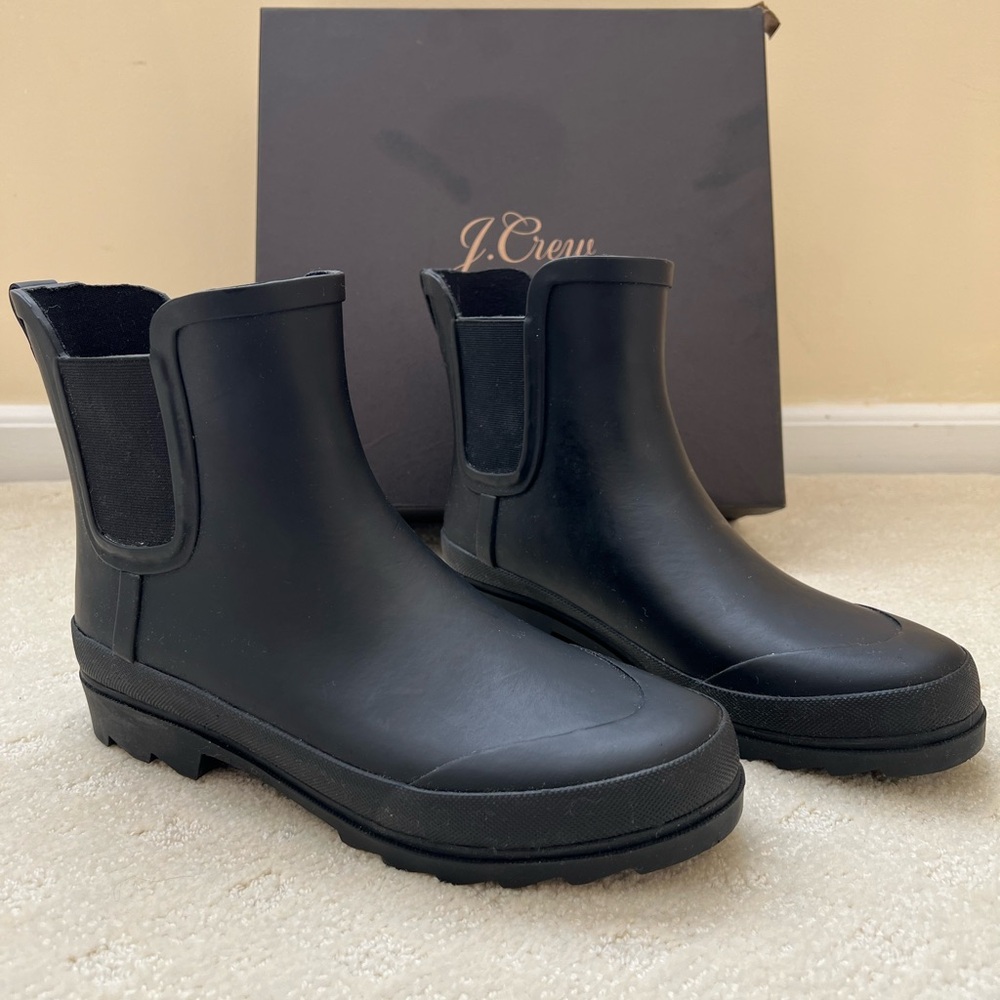 JCrew short lug sole boot. Black.  Size 9.